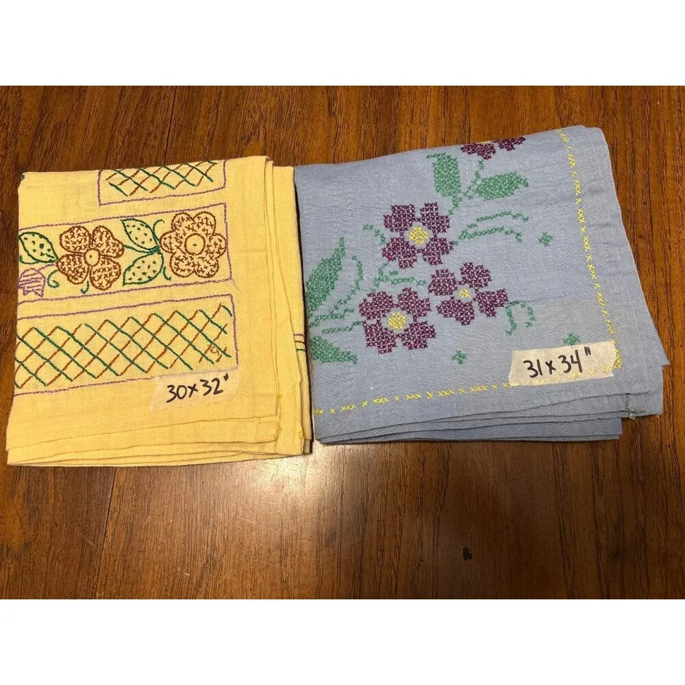 Vintage Embroidered Floral Linen Tablecloth Set 30